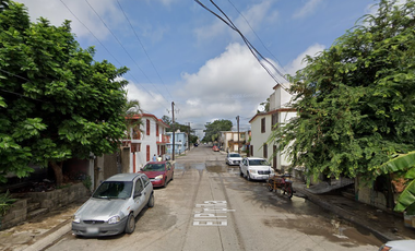 CASA EN INSURGENTES, TAMPICO CASA EN REMATE! -FQ