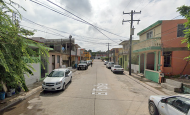 CASA EN INSURGENTES, TAMPICO CASA EN REMATE! -FQ