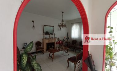 Venta de casa en Ignacio Allende, Claveria Azcapotzalco, CDMX 24-1792MCE