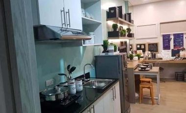 50% discount Rush Pasalo  Condominium in Malate manila near LRT Quirino, De la salle university 