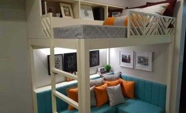 50% discount Rush Pasalo  Condominium in Malate manila near LRT Quirino, De la salle university 