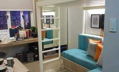 50% discount Rush Pasalo  Condominium in Malate manila near LRT Quirino, De la salle university 