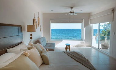 Increíble casa frente al mar Caribe en Puerto Aventuras