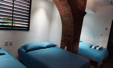 EN VENTA CASA EN ACAPULCO PIE DE LA CUESTA IDEAL PARA RENTA PARA HOSPEDAJE