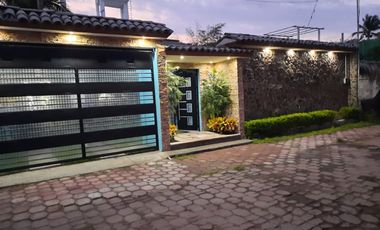 EN VENTA CASA EN ACAPULCO PIE DE LA CUESTA IDEAL PARA RENTA PARA HOSPEDAJE