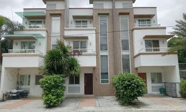 RFO 3-bedroom Townhouse For Sale By Owner in Paranaque Metro Manila