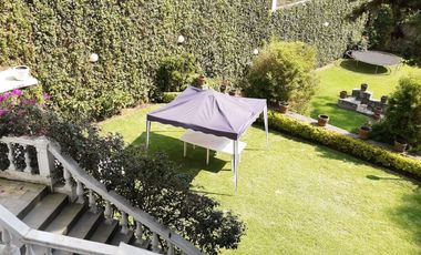 SE VENDE PRECIOSA CASA CON HERMOSOS JARDINES Y VISTA A LA BARRANCA
