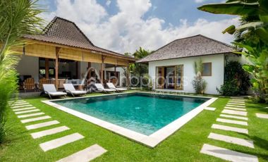 Bali Luxury Redefined: Exquisite Seminyak Leasehold Villa with Joglo Elegance