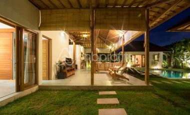 Bali Luxury Redefined: Exquisite Seminyak Leasehold Villa with Joglo Elegance