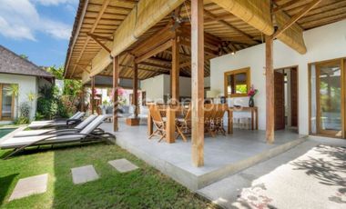 Bali Luxury Redefined: Exquisite Seminyak Leasehold Villa with Joglo Elegance