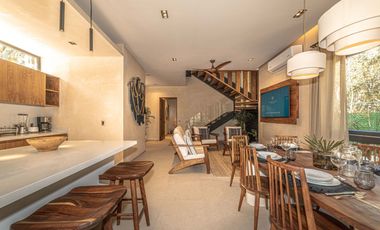 Residencia de 3 niveles con alberca en Selvazama, amenidades, venta Tulum.