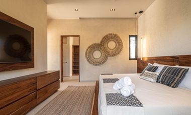 Residencia de 3 niveles con alberca en Selvazama, amenidades, venta Tulum.