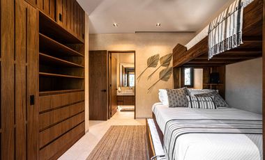 Residencia de 3 niveles con alberca en Selvazama, amenidades, venta Tulum.