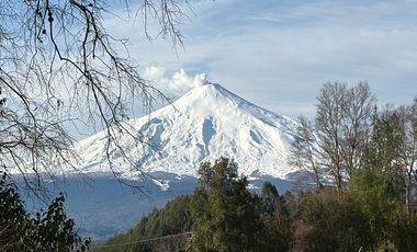 Parcela a orilla de camino k-08 Villarrica – Pucón a paso del Lago