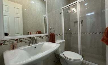 VENTA DE CASA EN FRACCIONAMIENTO LOMAS DE COCOYOC, MORELOS