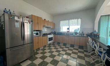 VENTA DE CASA EN FRACCIONAMIENTO LOMAS DE COCOYOC, MORELOS