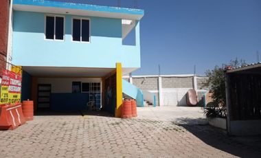 Propiedad  con oficinas y patio amplio muy cerca de la Volkswagen