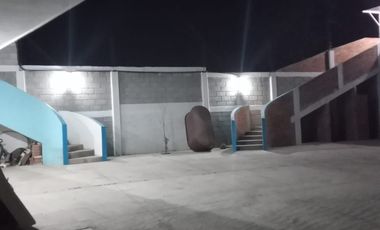 Propiedad  con oficinas y patio amplio muy cerca de la Volkswagen