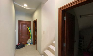 Casa vista al río en venta Km 1 vía Samborondón