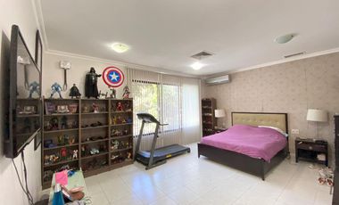 Casa vista al río en venta Km 1 vía Samborondón