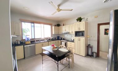 Casa vista al río en venta Km 1 vía Samborondón