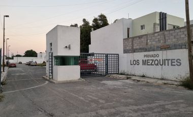Venta o Renta de Casa en Privado Los Mezquites