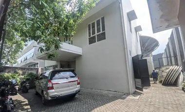 Rumah Kantor di Raya Bukit Golf Citraland Murah Siap Pakai