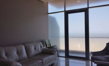 Apartamento en arriendo en Punta Roca.