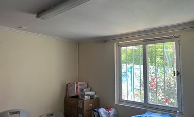 EXCELENTE CASA EN CALLE LOS CARRERA