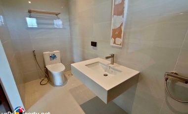 for sale single detached house with swimming pool in mactan cebu