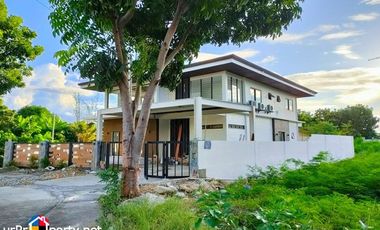for sale single detached house with swimming pool in mactan cebu