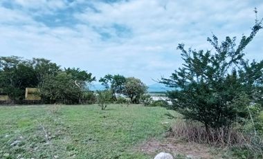 Propiedad en venta a borde de carretera, Miacatlán Morelos, Laguna El Rodeo.