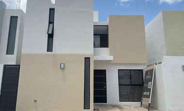 Casa en venta en conkal Mérida con alberca, mas de 5 parques con excelentes amenidades