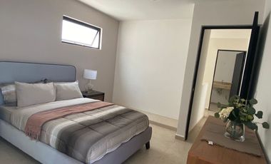 Casa en venta en conkal Mérida con alberca, mas de 5 parques con excelentes amenidades