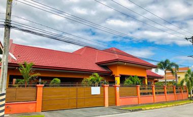 3 BEDROOMS PRE-OWNED BUNGALOW HOUSE AND LOT FOR SALE IN AMSIC, ANGELES CITY PAMPANGA NEAR CLARK