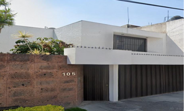 Se vende excelente casa en Valle de Bravo, Valle del Campestre, León, Guanajuato, México