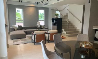 Casas en Santa María | ¡NUEVA! Townhome en THE RESERVE
