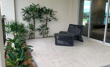 Casas en Santa María | ¡NUEVA! Townhome en THE RESERVE