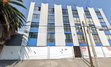 GRAN OPORTUNIDAD  DEPARTAMENTO REMATE BANCARIO CON POSESION, EN IZTACALCO  CDMX.