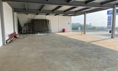 LOCAL COMERCIAL EN RENTA COL COYULA