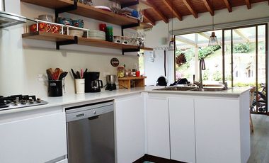 PR18955 Casa Amoblada en arriendo en el sector Alto del Escobero