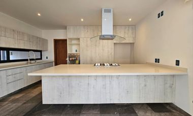 SE VENDE CASA EN FRACCIONAMIENTO EN Paseo Playas del Conchal, Playas del Conchal, Veracruz, México