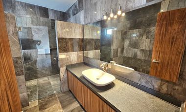 SE VENDE CASA EN FRACCIONAMIENTO EN Paseo Playas del Conchal, Playas del Conchal, Veracruz, México