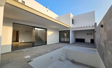 SE VENDE CASA EN FRACCIONAMIENTO EN Paseo Playas del Conchal, Playas del Conchal, Veracruz, México