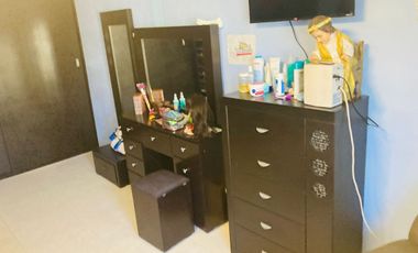 Venta de Casa de 3 Recamaras, 2 Niveles, Ubicado en SARE Chicoloapan en $920,000