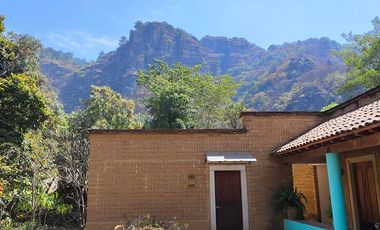 Casa en venta en Tepoztlán Morelos, Amatlán de Quetzalcóatl