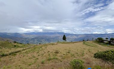 Terreno en venta en sector berbena a pocos minutos del barrio San Francisco de la parroquia Malacatos
