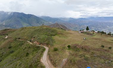 Terreno en venta en sector berbena a pocos minutos del barrio San Francisco de la parroquia Malacatos