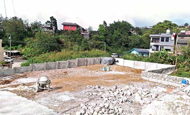 Clean Tiled Lot With 1,000 SQM Area At Tuba Benguet For Sale