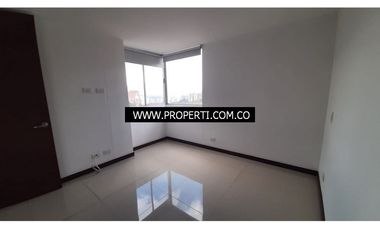 Apartamento en Arriendo Sector Cumbres - Envigado